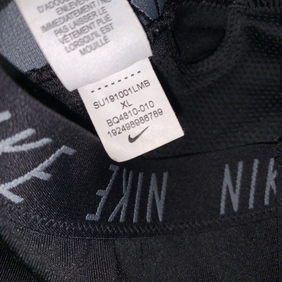 Nike sports bra! - Picture 3 of 3